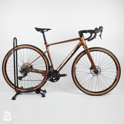 Focus Atlas 8.7 Carbon goldbrown Ausstellungsrad 2023